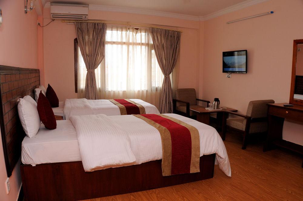 קטמנדו Hotel Brihaspati מראה חיצוני תמונה
