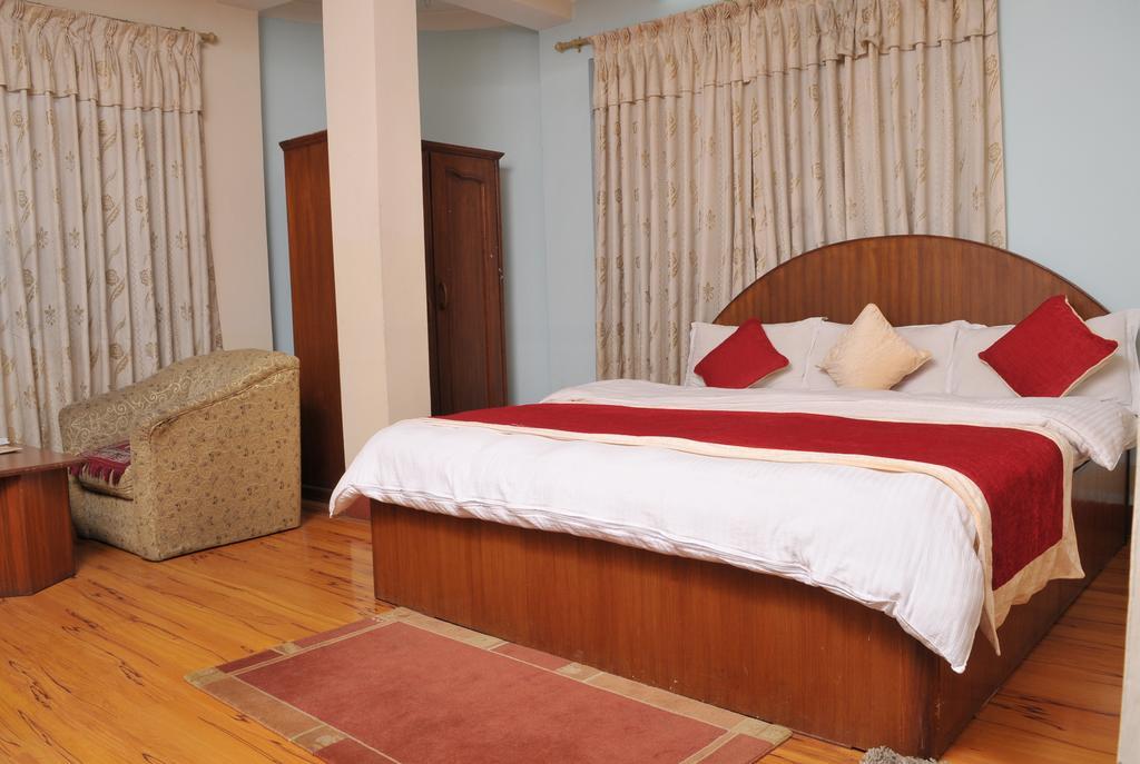 קטמנדו Hotel Brihaspati מראה חיצוני תמונה