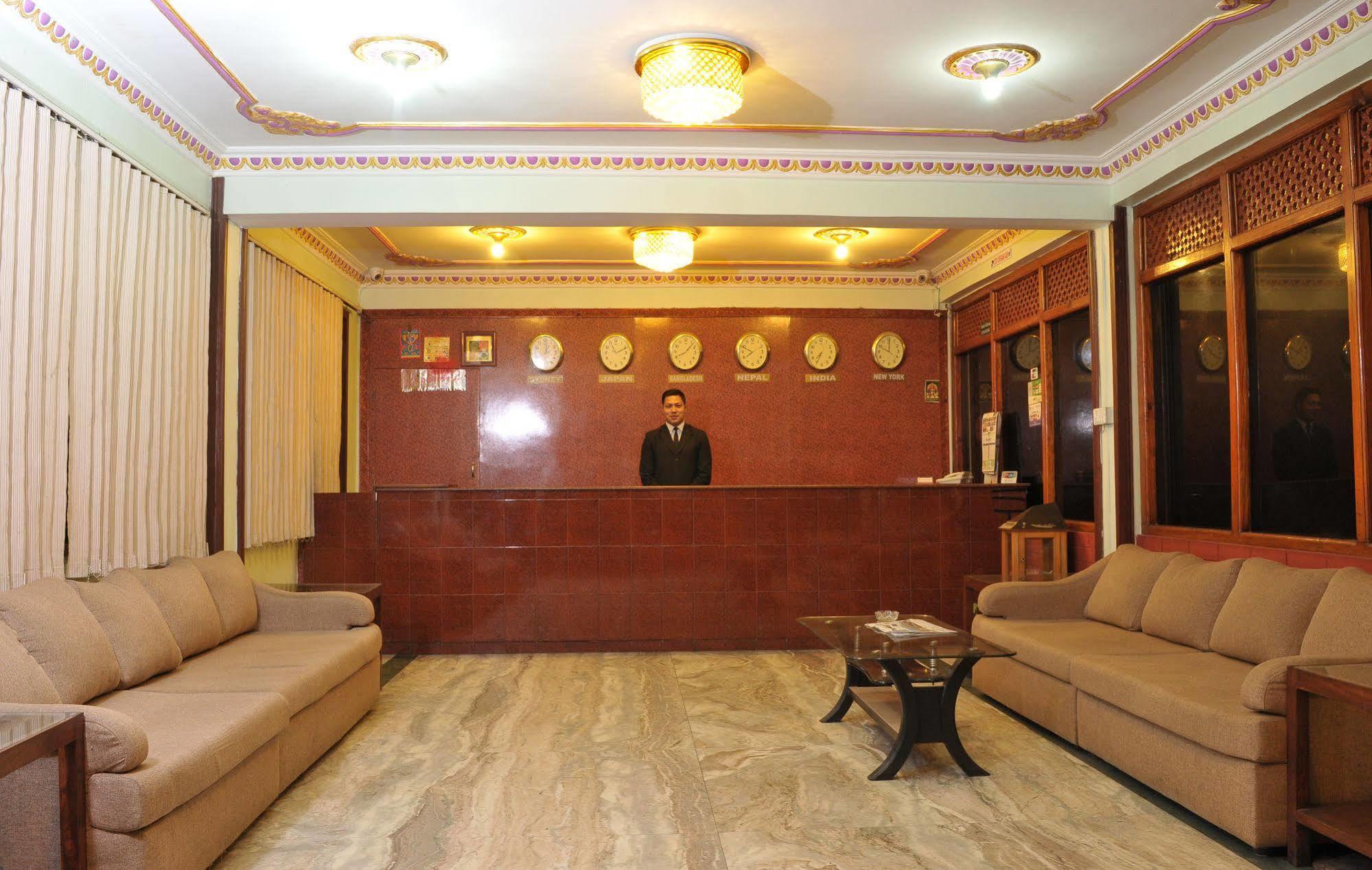 קטמנדו Hotel Brihaspati מראה חיצוני תמונה