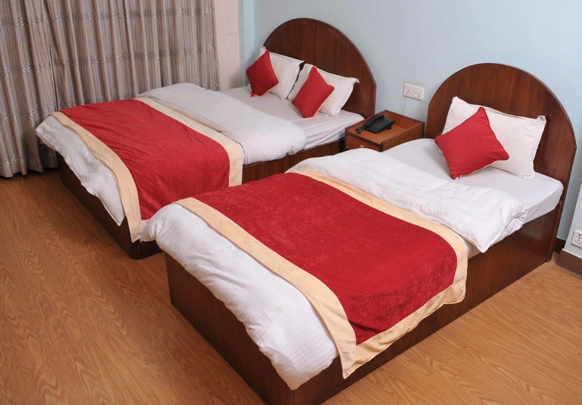 קטמנדו Hotel Brihaspati מראה חיצוני תמונה