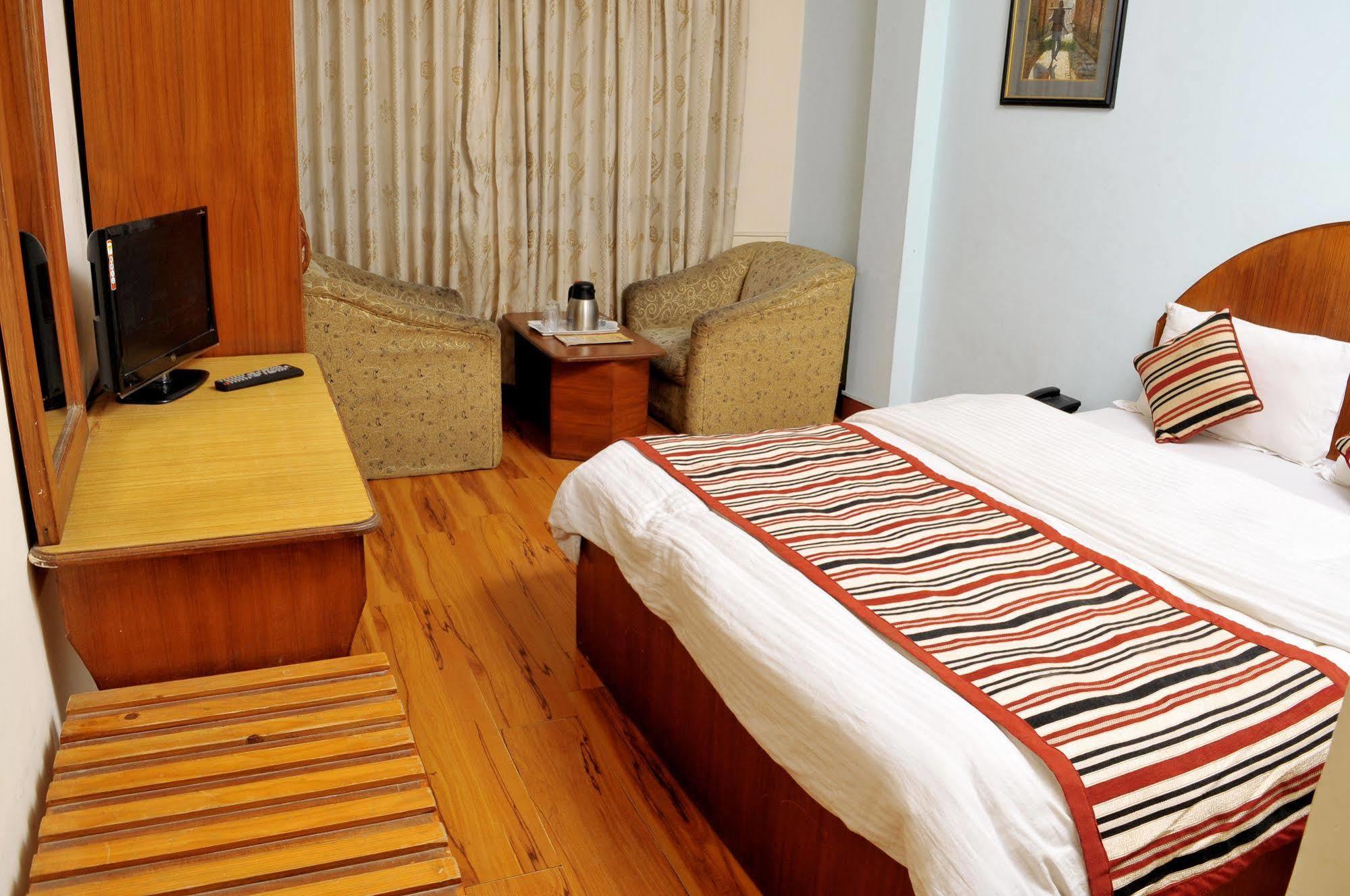 קטמנדו Hotel Brihaspati מראה חיצוני תמונה