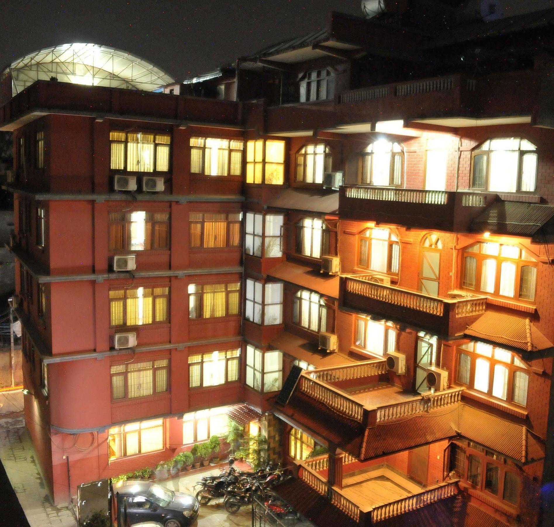 קטמנדו Hotel Brihaspati מראה חיצוני תמונה