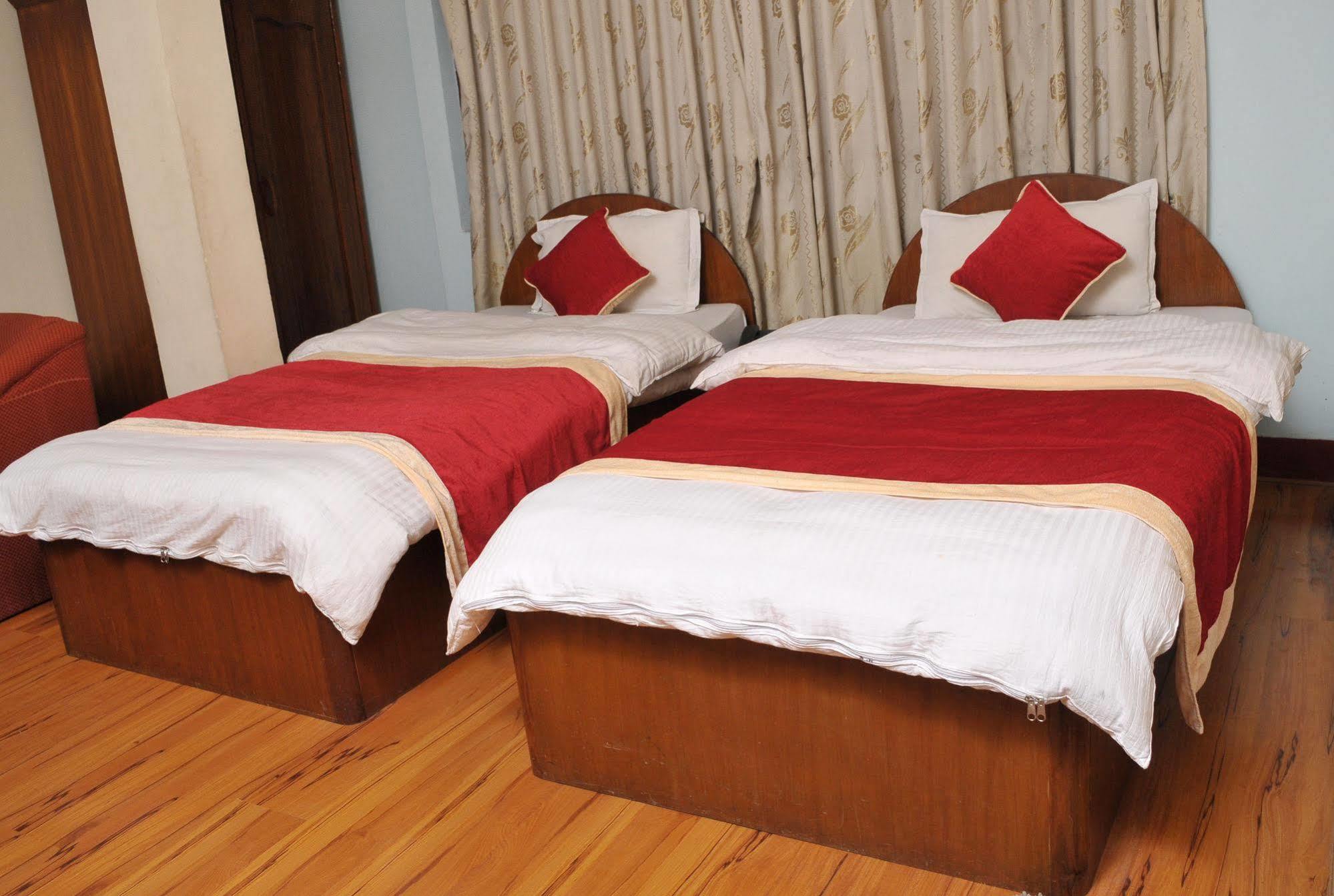 קטמנדו Hotel Brihaspati מראה חיצוני תמונה