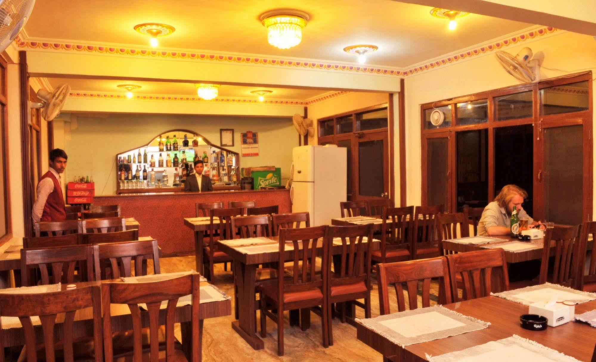 קטמנדו Hotel Brihaspati מראה חיצוני תמונה